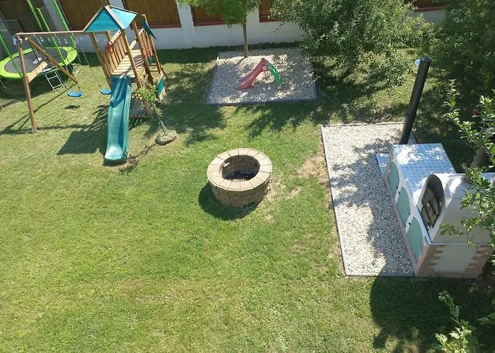 Tatil Evi Csoepphaz Balatonkenese